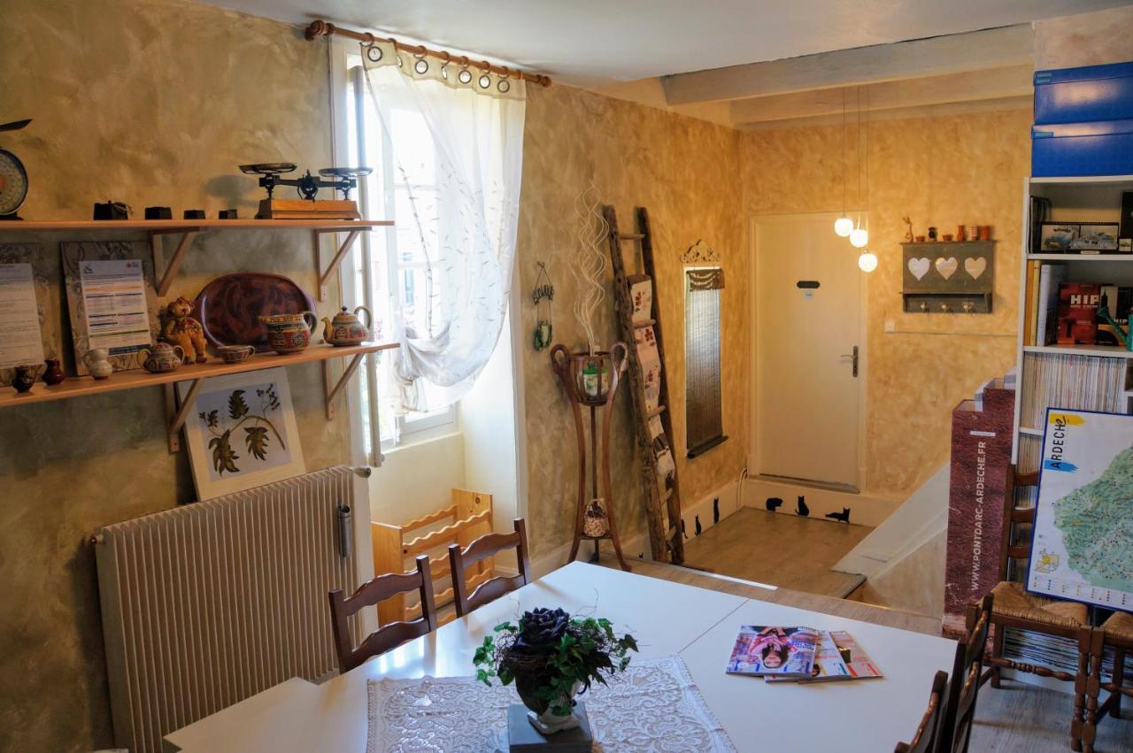 Maison Du Manoir Vallon-Pont-dʼArc Dış mekan fotoğraf