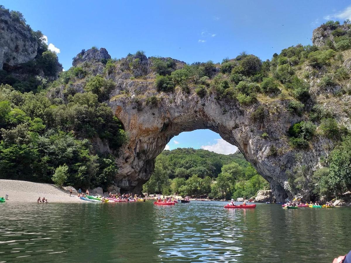 Maison Du Manoir Vallon-Pont-dʼArc Dış mekan fotoğraf